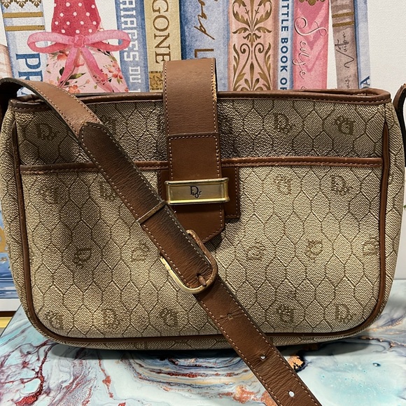 Dior Handbags - Christian Dior Vintage Shoulder Bag with COA